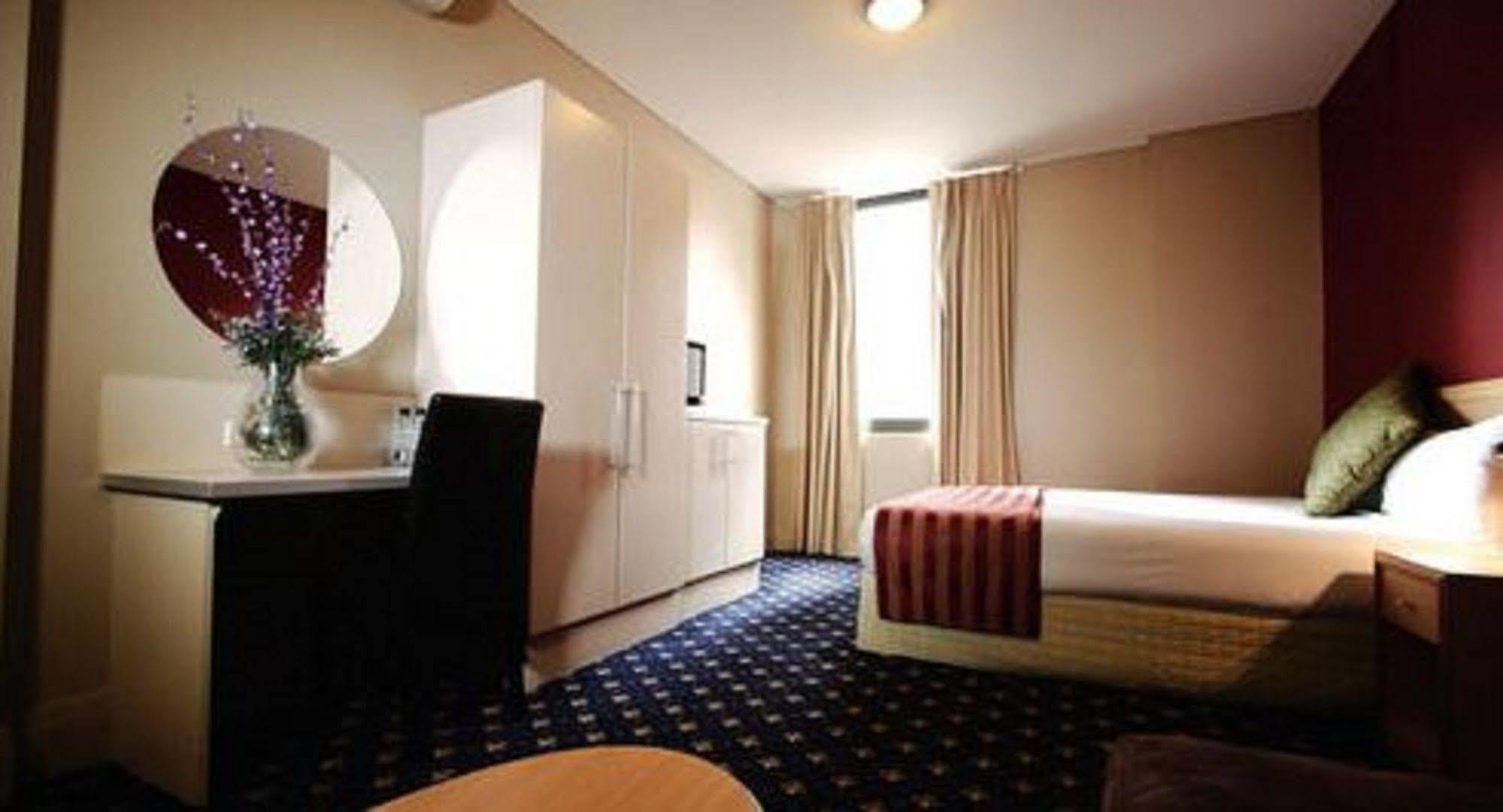 Hotel Coronation ซิดนีย์ ภายนอก รูปภาพ